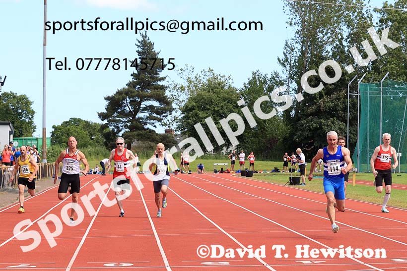 Mens 100 metres, 2024 NE Masters Track and Field Champs., Monkton Stadium, Jarrow.  Photo: David T. Hewitson/Sports for All Pics